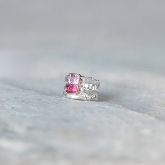 Split Escarpment Ring featuring Tourmaline