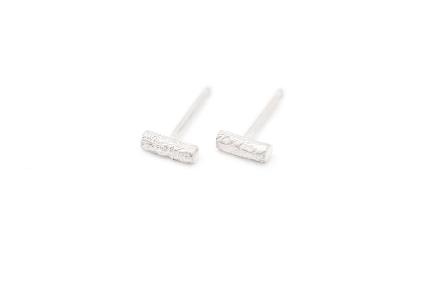 5mm Feathered Bar Stud