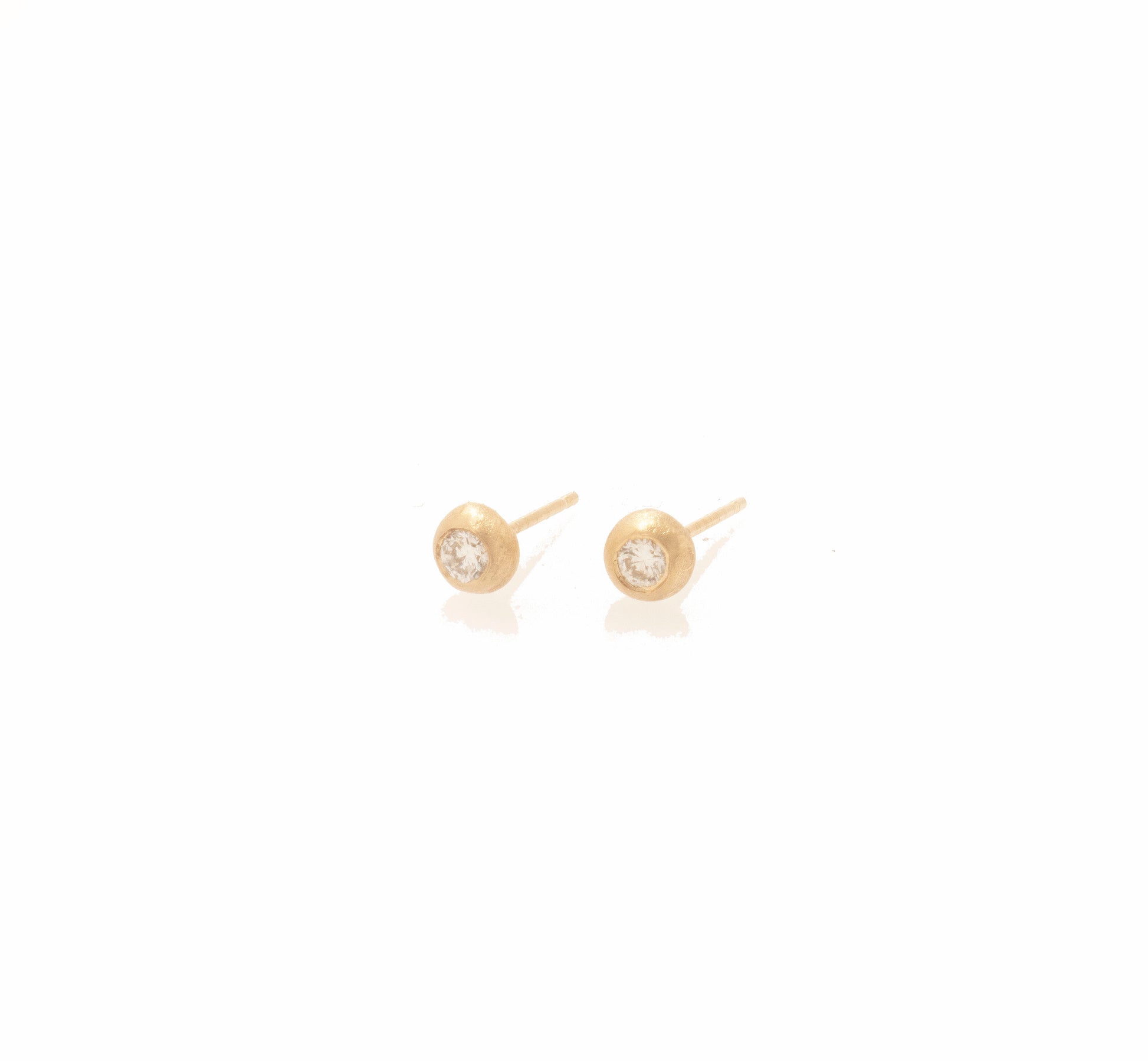 Recycled gold diamond studs - 14k