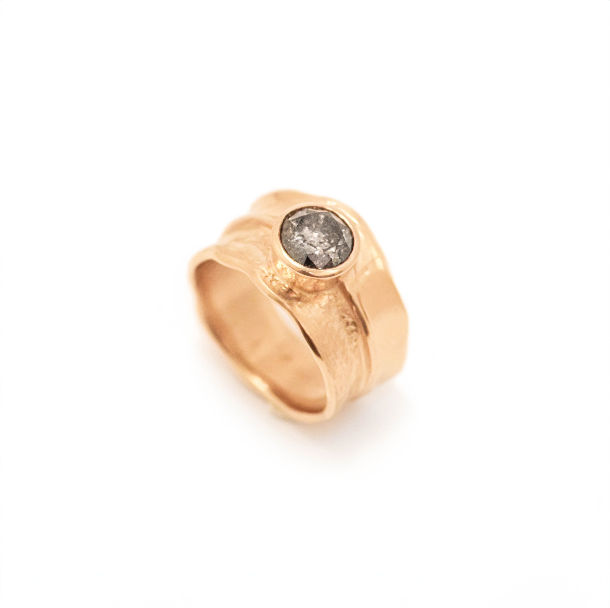 14k White Gold Ring with 1.40ct Oval Teal Diamond