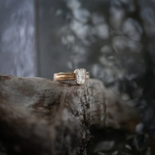 Diamond Riven Escarpment Ring