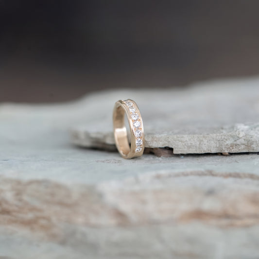 Shorline Ring 0.64cttw Natural Diamonds 10k