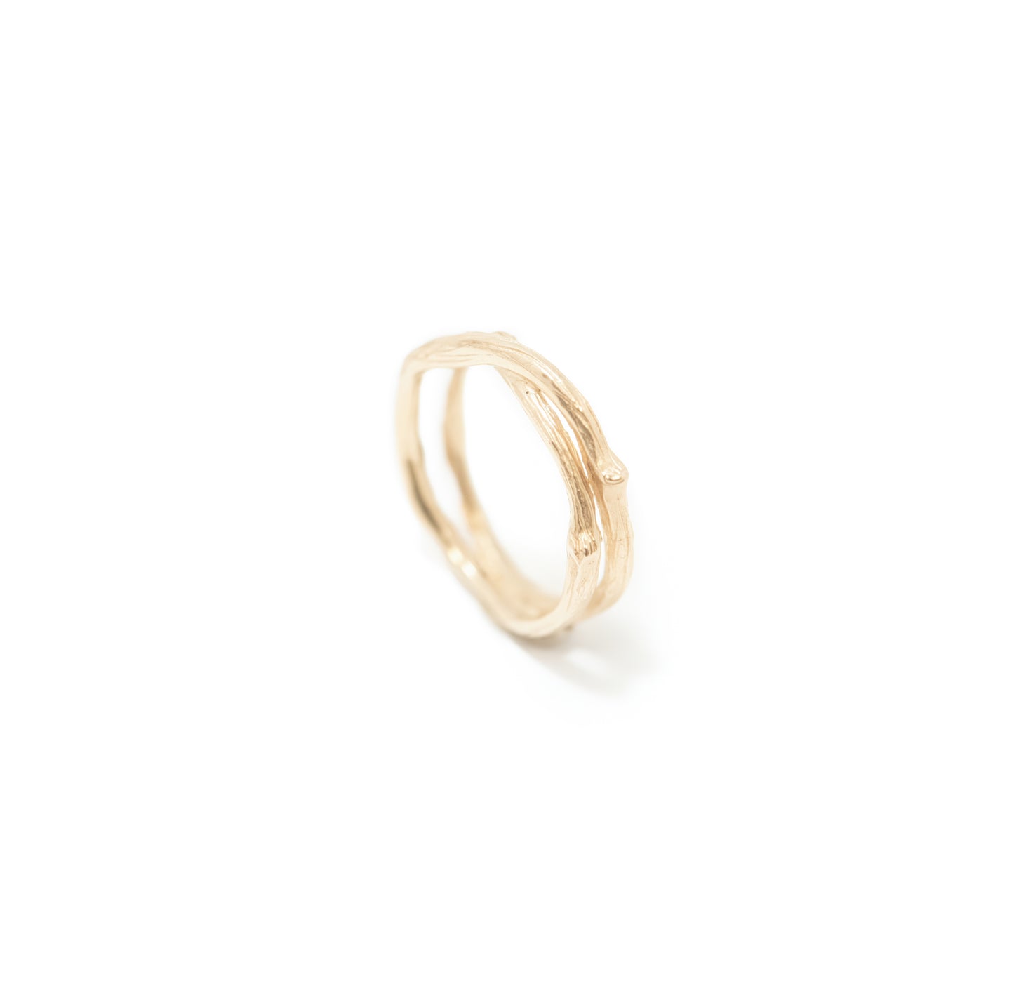 Twig Cross Over Ring