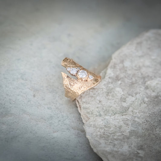 Peninsula Diamond Ring