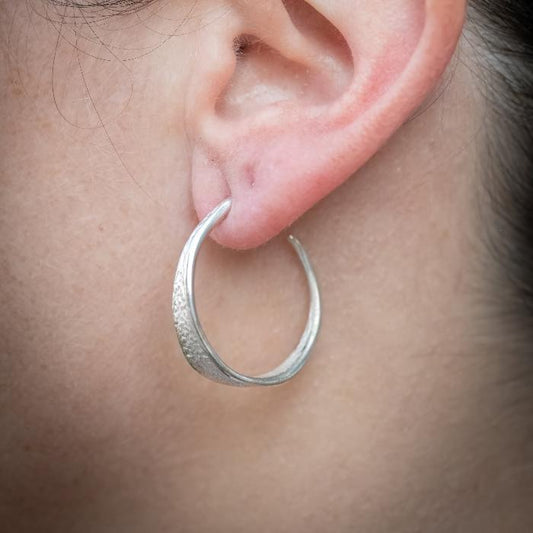 Rocky Shore Large Tapered Hoops