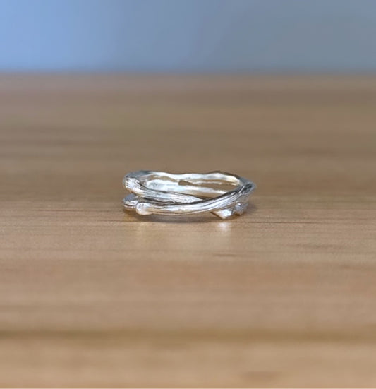 Twig Cross Over Ring